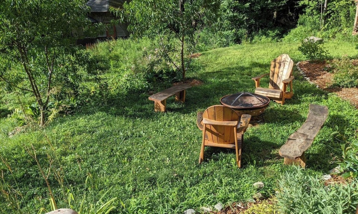 West Brattleboro Apartment | Unique and charming guesthouse in Brattleboro, Vermont