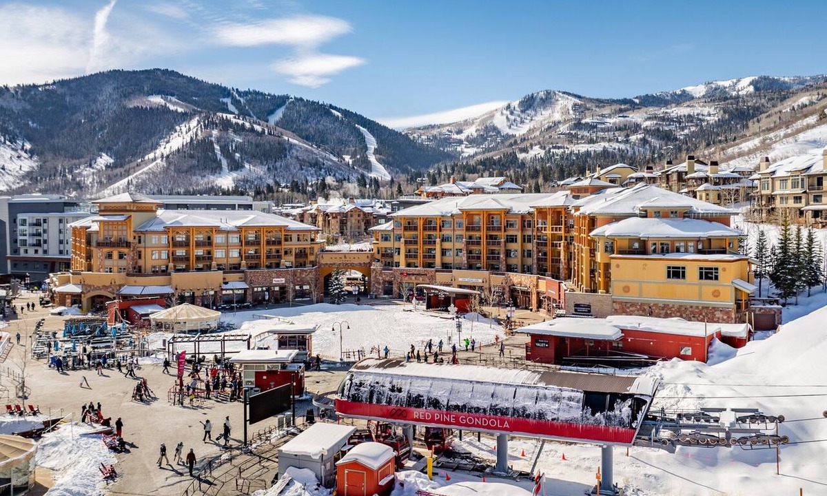 Park City Condo | Updated Sundial unit in Canyons Village, balcony, outdoor swimming pool and hot tubs, walk to hiking