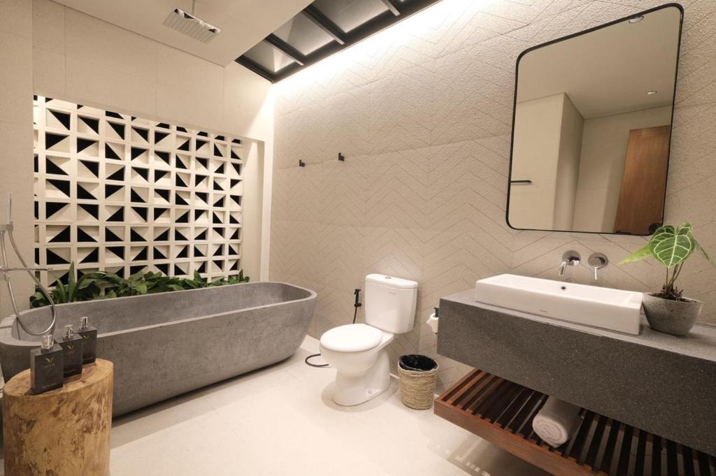 Babakan Villa | Vasili Boutique Villa 3 Br Gem (near Canggu & Pererenan)