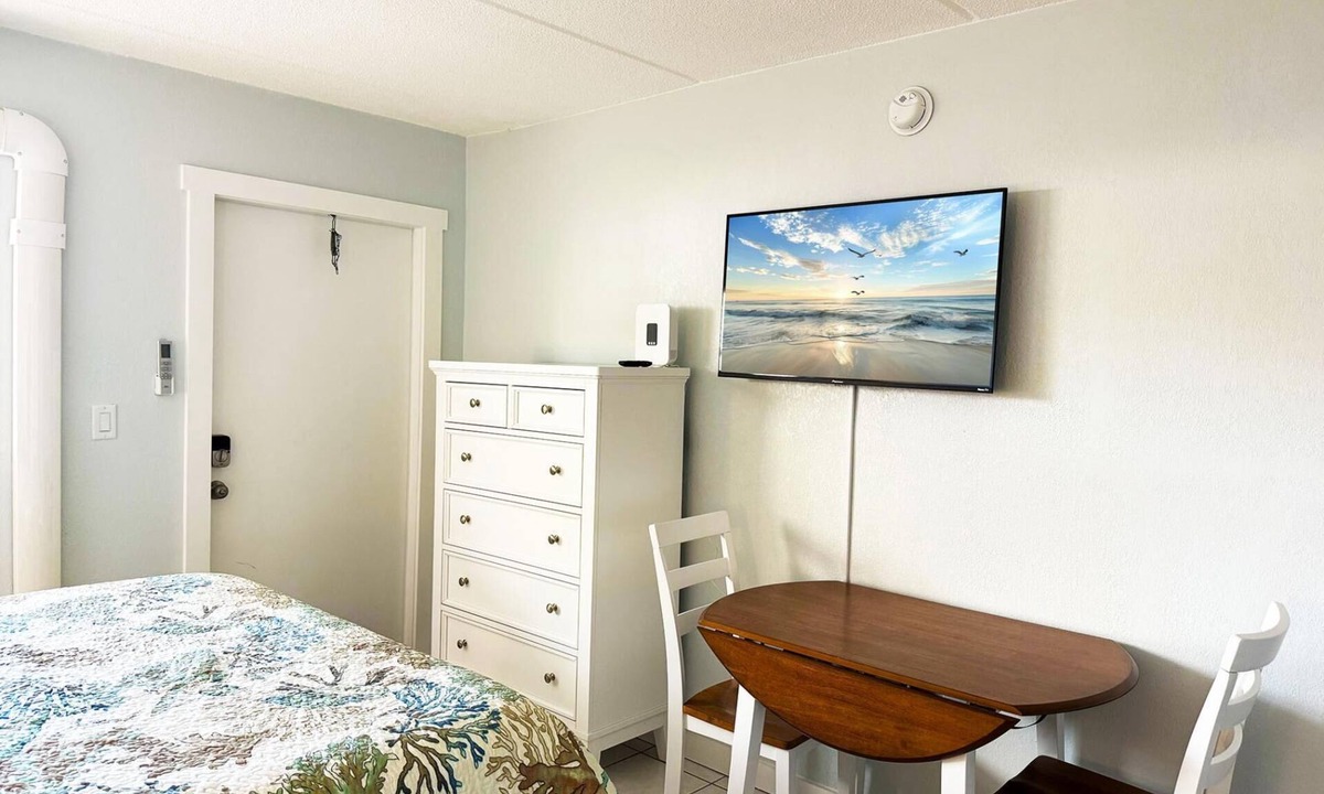 Golden Beach Apartment | Venice Villas Studio – Beach Side Ground Level