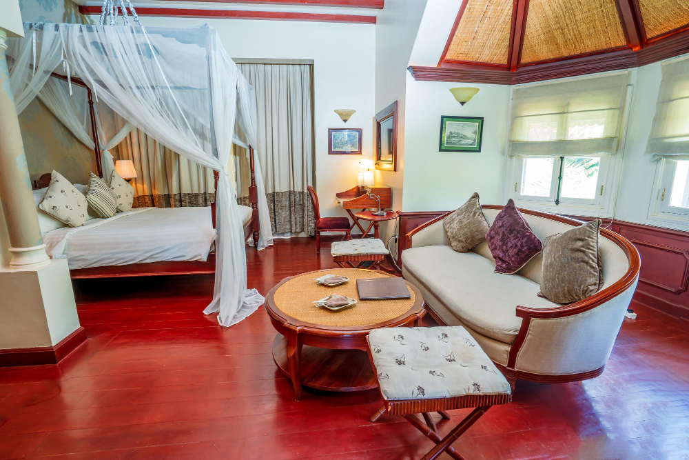 Umalas Apartment | Villa Ilo Umalas Spacious 3-Bedroom Oasis with Huge Pool & Garden