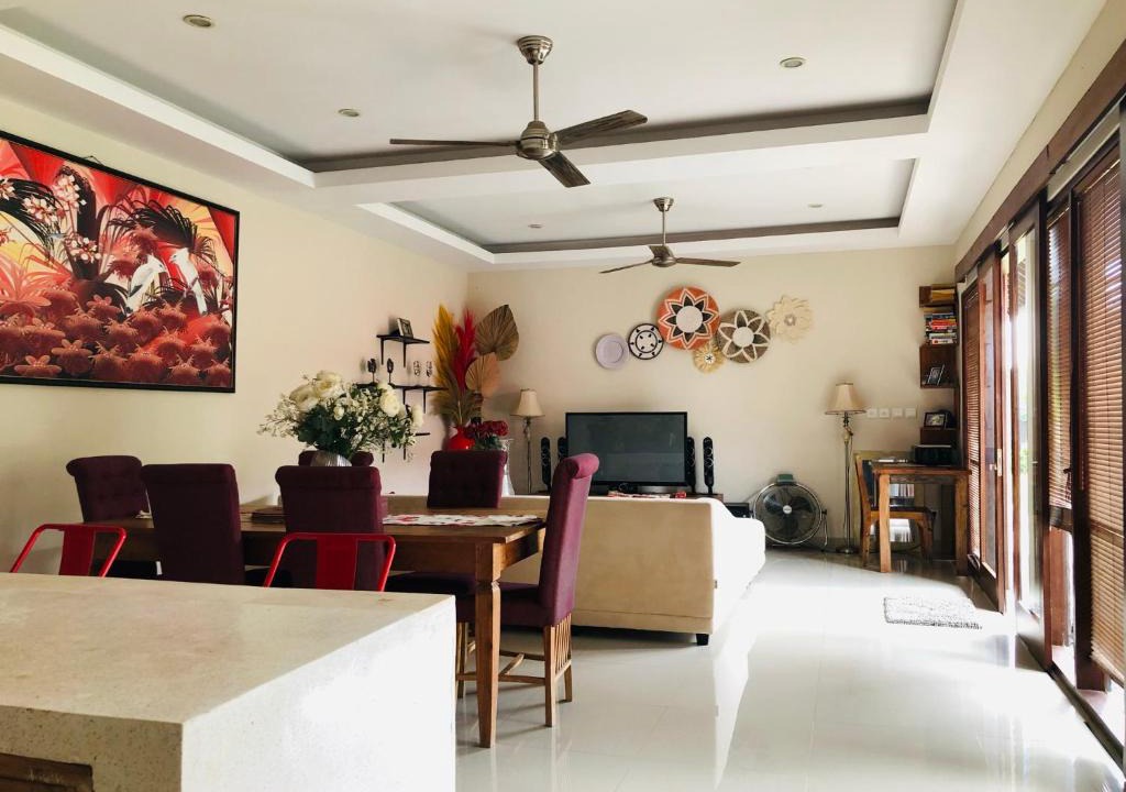 Sunset Road Villa | Villa Lovette