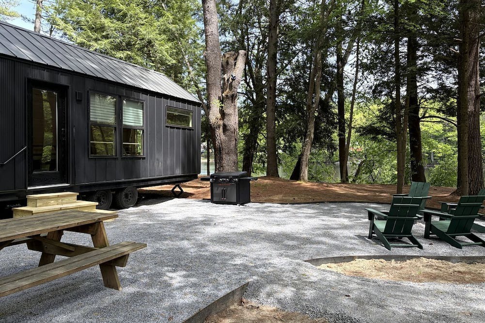 Corinth Cabin | Waterfront Adirondack Tiny Cabin Near Lake George & Saratoga Springs, New York