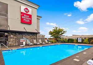 2-Star Hotel ∙ Best Western Plus Greenville I-385 Inn & Suites