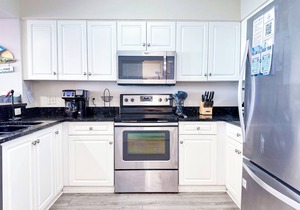 Ashworth #905! 4BR/3BA with Stunning Views & Prime Amenities