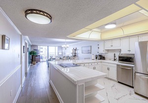 Beachfront Condo in the heart of Destin!