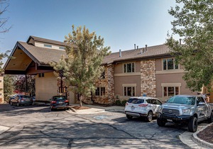 Efficient Getaway Near the Slopes & Town W/ Shared Hot Tub, Free WiFi & More