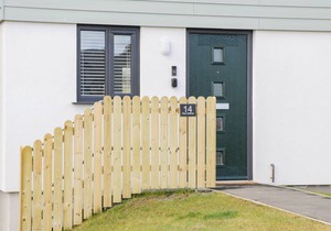 Cabin ∙ 2 bedrooms ∙ 4 guests in Llanfair-Mathafarn-Eithaf
