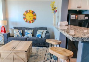 Ocean View Double Suite! Sleeps 4 Meridian Plaza 705