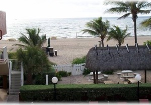 OCEANFRONT FOR NEW YEARS EVE 2025 ! START 2026 IN SUNNY SOUTH FLORIDA.
