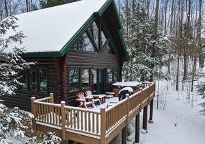 Perfect 2-Bedroom Plus Loft Mountain Cabin at Boyne Mountain