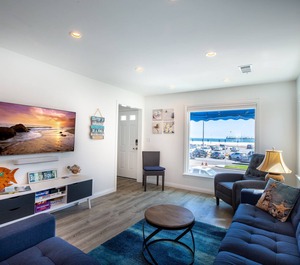 Belmont Shore 