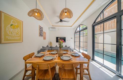 Berawa Villa | Villa Twin 2 - 3 bedroom villa in Berawa, Canggu with pivate pool
