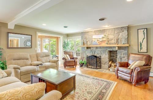 Lake George House | 1 Mi to Village: Waterfront Oasis in Lake George!
