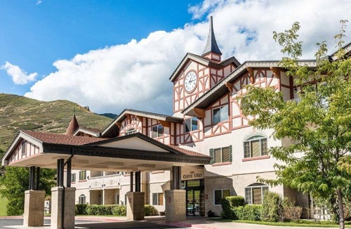 Midway Villa | 1070/72 | Elevated 2BR Villa | Near Wasatch SP