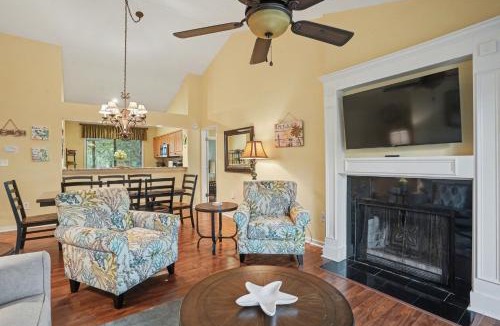 Arcadian Shores Villa | 13D Richmond Park Kingston Resorts