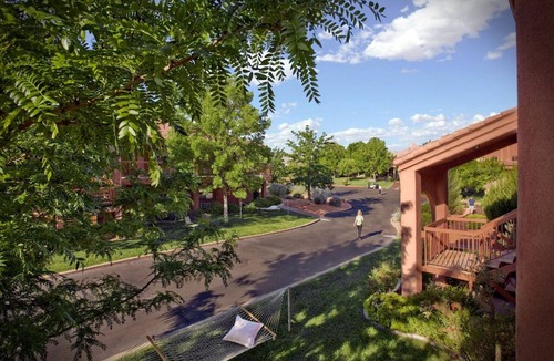 Ivins Villa | 2 Stylish Rooms w/Balcony Near Tuacahn Center for the Arts - 2 miles