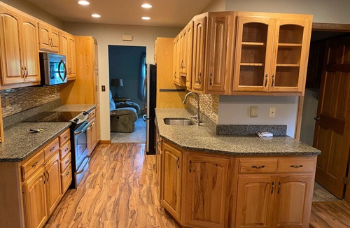 Plattsburgh House | 2BR house in a quiet neighborhood
