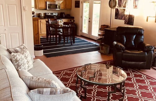 Willet Ski Chalet | 3 bedroom 1 bathroom sleeps 6