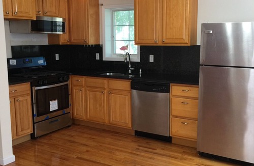 Murray Hill Condo | 3-bedroom 2 bathroom condo in Queens! US OPEN! Prime location