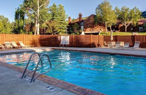 North Park City Condo | 3 Kings condo near PCMR base pool hot tub retreat