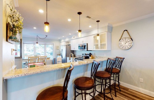 Johns Island Condo | 30-Day Marshfront Rental Condo w/Amazing Views, 2 Porches, Laundry & Shared Pool