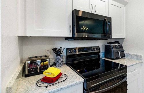 Clear Creek Villa | 381 - Fabulous Bright Modern 5 Bed Home with Water Views Near Disney
