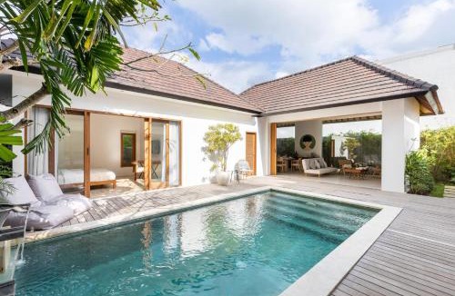 Berawa Villa | 3br Private Pool Villa in Heart of Canggu near the Beach