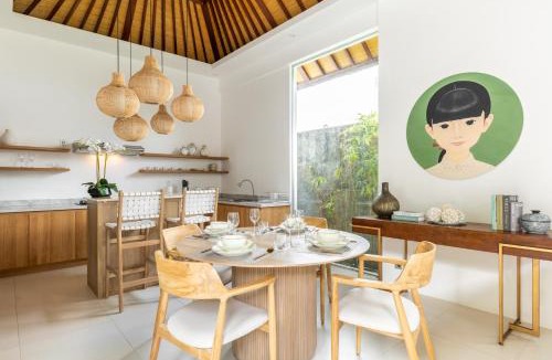 Berawa Villa | 3br Private Pool Villa in Heart of Canggu near the Beach