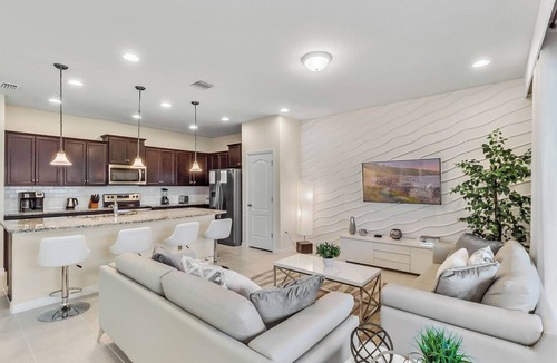Bay Lake House | 5 Bedrooms/4.5 Bathrooms/Windsor at Westside (8917 SA)