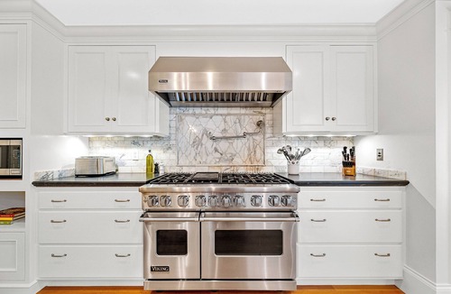 Stowe Village Historic District House | 5BDRM Renovated Historic | Downtown| Shuttle| Bike Path