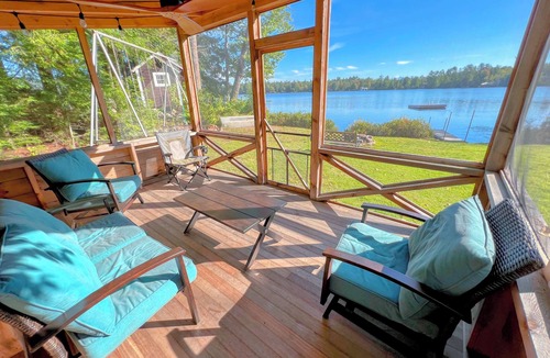 Whitefield Cottage | 91wr Lake Vibes and Views at This Waterfront Home in the White Mountains