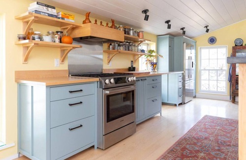 Montpelier House | A Rare Restored Schoolhouse Stay