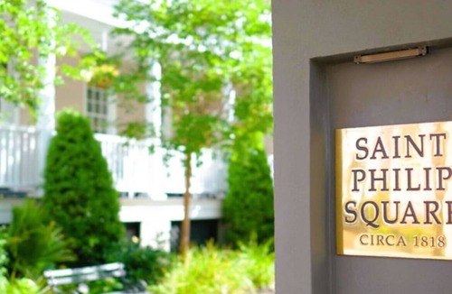 Cannonborough Elliotborough House | A3 at Saint Philip Square, One Block to King, Spacious Historic Stay