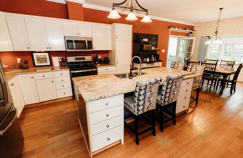 Wilmington House | Adirondacks Summer Hub: Hot Tub - Parlor Games - Coffee Bar - Dogs Welcome!