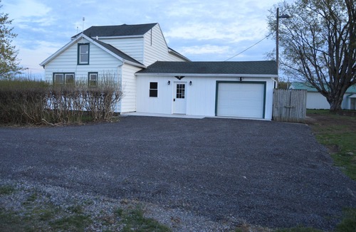 Sodus House | Apple View- Quiet, handicap accessible country home!