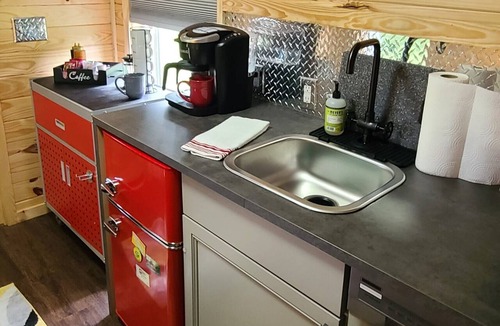Valley Head Cabin | Authentic Train Caboose! 5 min to Desoto Falls, Park, Mentone & LT River Canyon