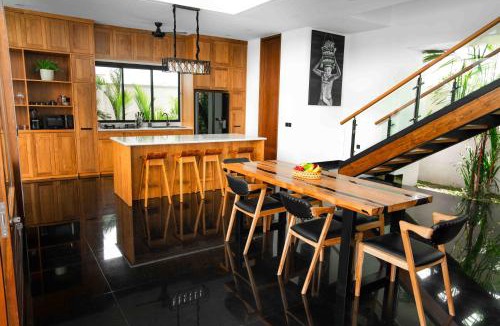 Batu Bolong Villa | BALI INVEST VILLA