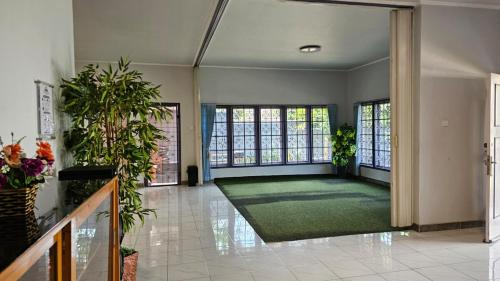 Ambarawa Villa | Bandungan Grand Family Villa Panoramic Mountain Views