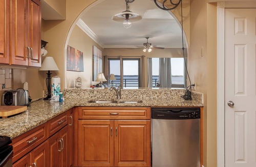 Pensacola Beach Condo | Bayfront Retreat with Pool, Perfect for 6 - PBC108