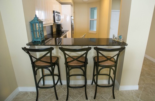 Navarre Beach Condo | Beach Colony Gulf Front Avail. June 8-12. July 6-11, 18-23