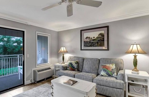 Hilton Head Island Condo | Beautiful Beachside Villa! Oceanfront Pool