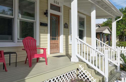 Old East Hill House | Beautiful Historic Downtown Pensacola Charmer Hot Tub BBQ