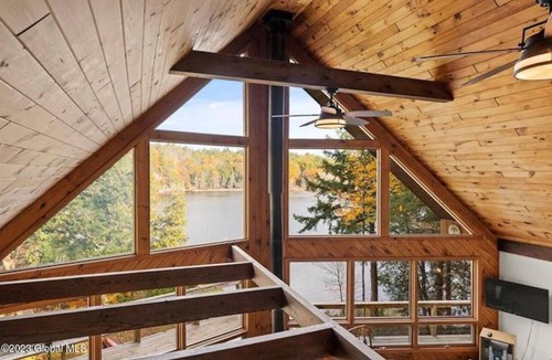 Paradox House | Beautiful lakefront house on Paradox lake with tremendous views and privacy.