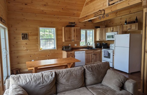 Bath Ski Chalet | Beautiful Lakeside Chalet in the White Mountains. Newly Built - 2023