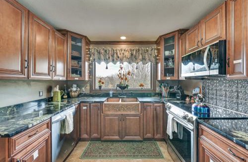 Fort Edward House | Beautiful & Unique Farmhouse 15 Mi to Saratoga