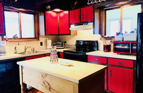 Fleischmanns House | Birch Tree Lodge - 5 min to Belleayre Ski, Cozy Cabin Getaway in the Catskills