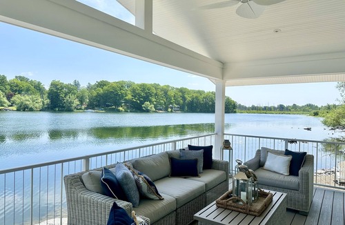 Lily Dale Cottage | Blue Canoe-Upscale Lake Cottage-Chautauqua-Lilydale-Luxury on the Lake