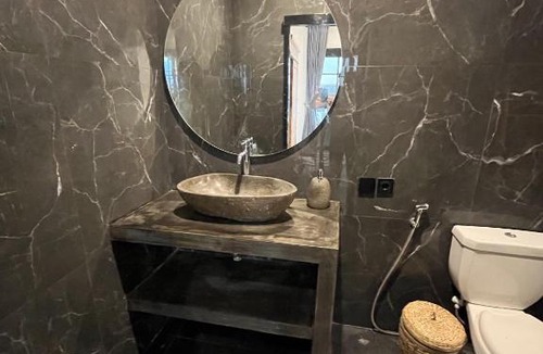 Berawa Villa | Brand New Luxury Boho Industrial Style Villa