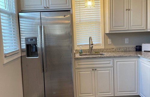 Gilbert House | Breezy's Blyss Cottage On Lake Murray - Lexington - Winter Discounts!